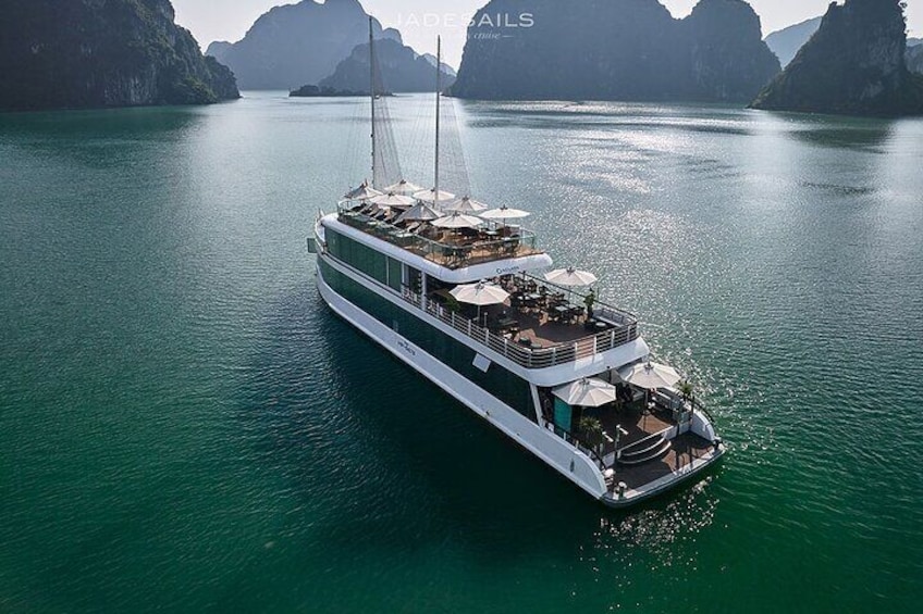 JADESAILS CRUISE-The Most Luxurious Day Tour in Ha Long Bay & Lan Ha Bay