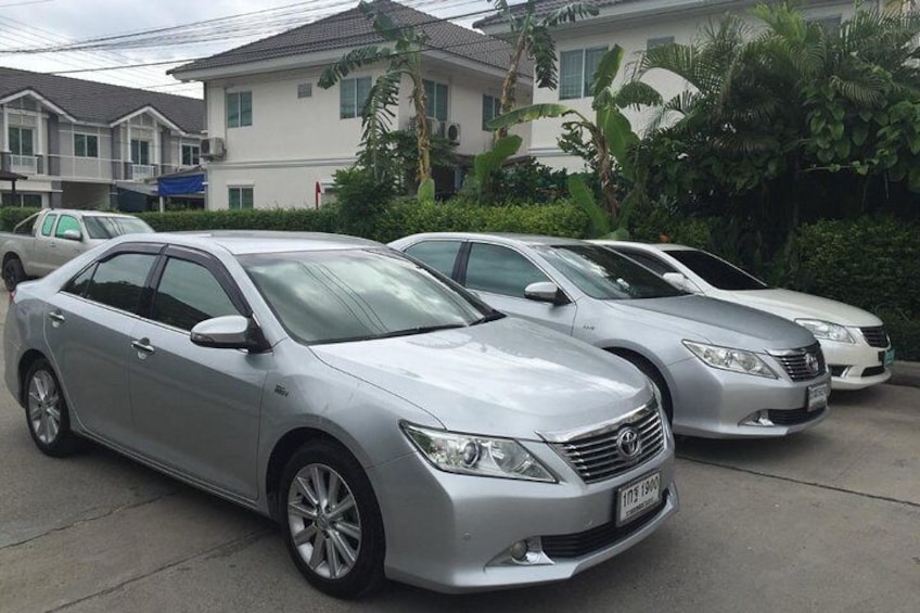 Toyota Camry - 1-3 Paxs