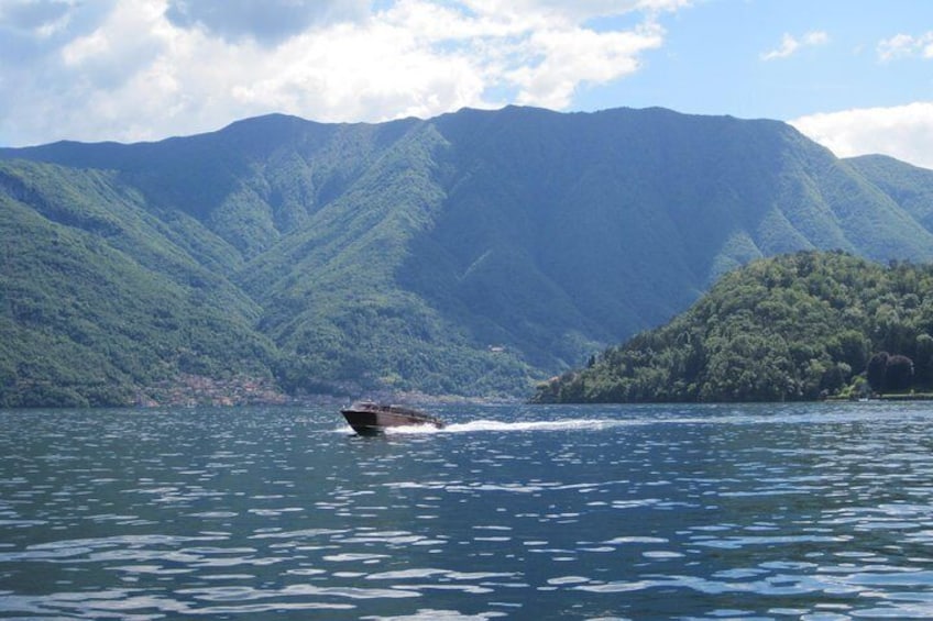 Villa Balbianello and Flavors of Lake Como Walking and Boating Full-Day Tour