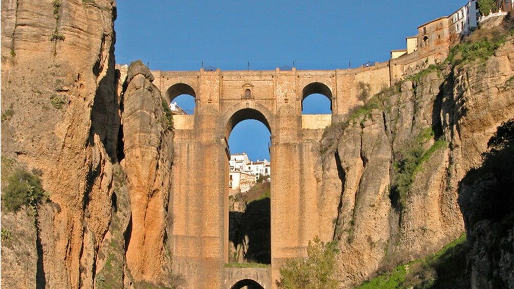 Stunning view of the New Bridge in Ronda 