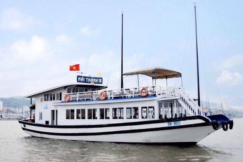 Ha Long Bay One Day By Express bus and 6 hour cruise - swimming, kayaking