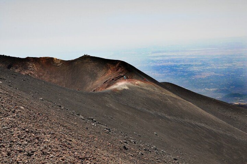 Mount Etna 2.000 meters ( Half-Day Tour from Taormina)