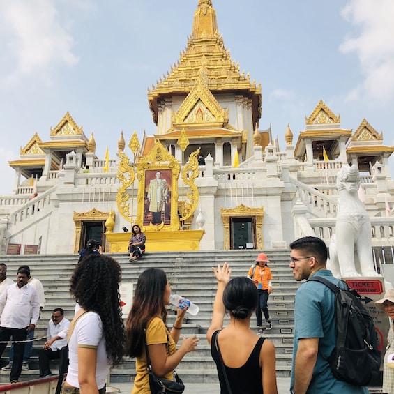 See 30+ Bangkok Sights. Fun Local Guide!