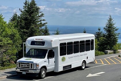 Visite commentée en bus de Bar Harbor et du parc national Acadia (2,5 heure...