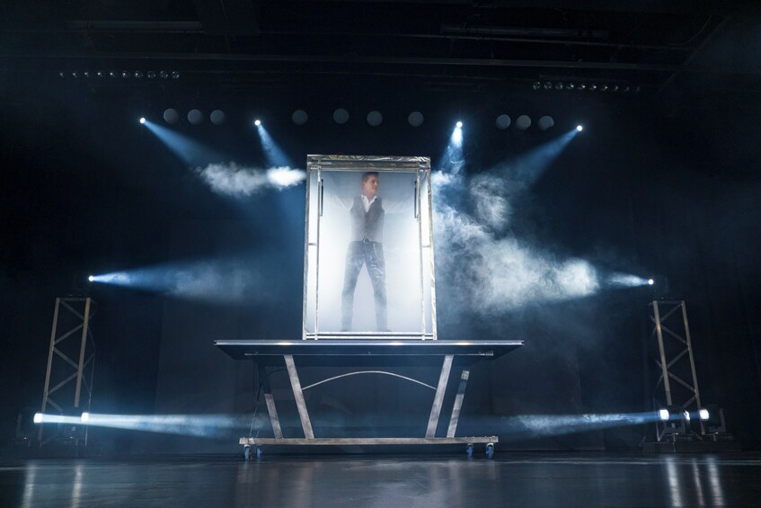 Evolution MAGIC Show featuring GREG FREWIN