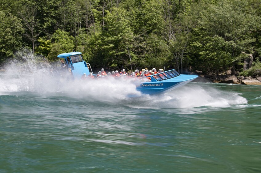 Open Jet Boat Ride on the Niagara River - Canadian Trip