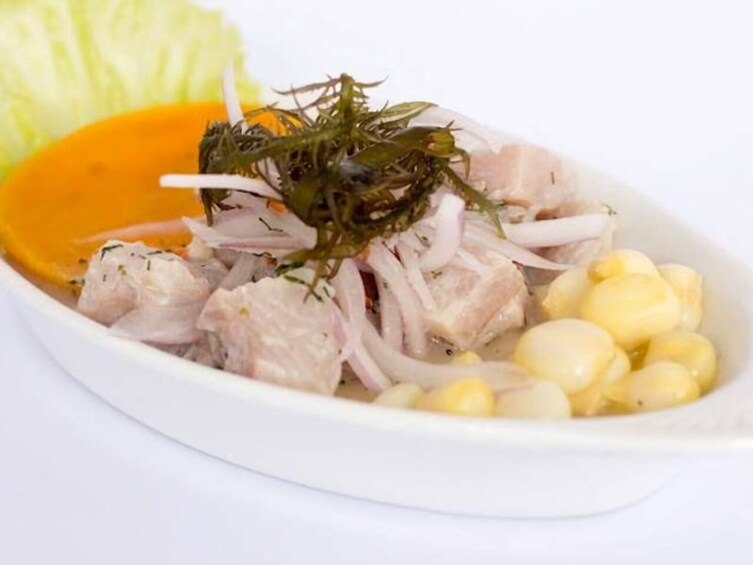 Ceviche Experience in a Peruvian Home