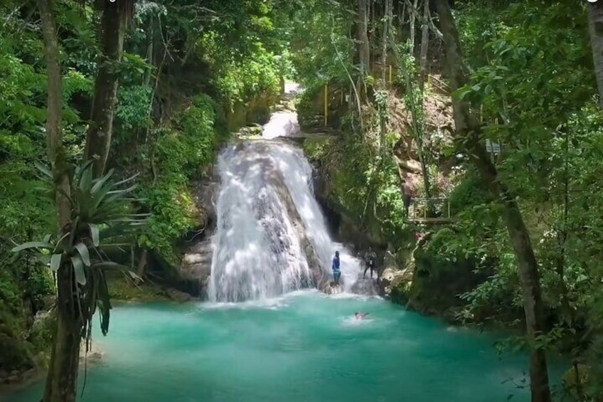 Irie Blue Hole - main waterfall