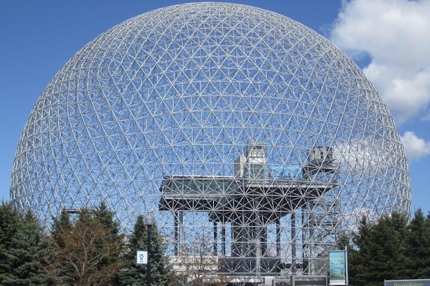 Small-Group Sightseeing Tour of Montreal