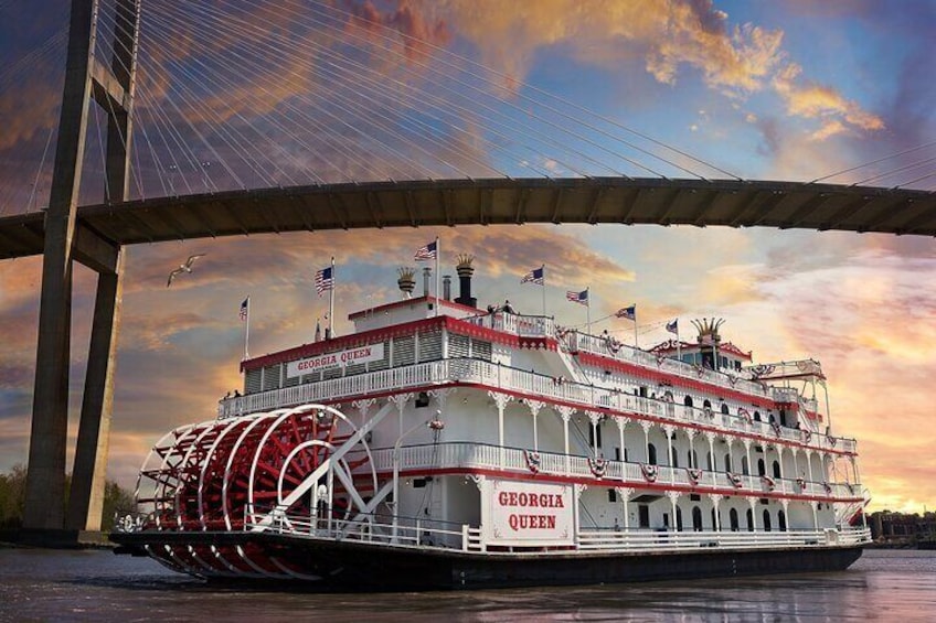 2-Hour Savannah Riverboat Dinner Cruise with Onboard Entertainment