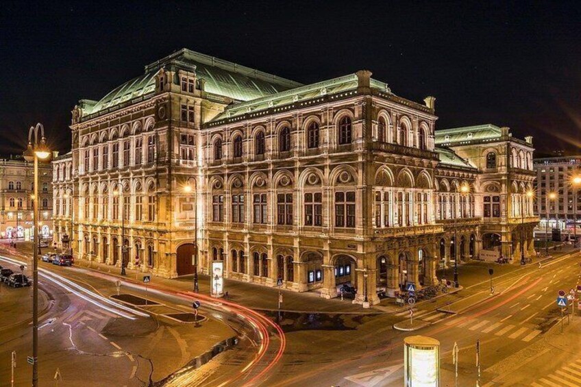 Private Sightseeing in Vienna By Night