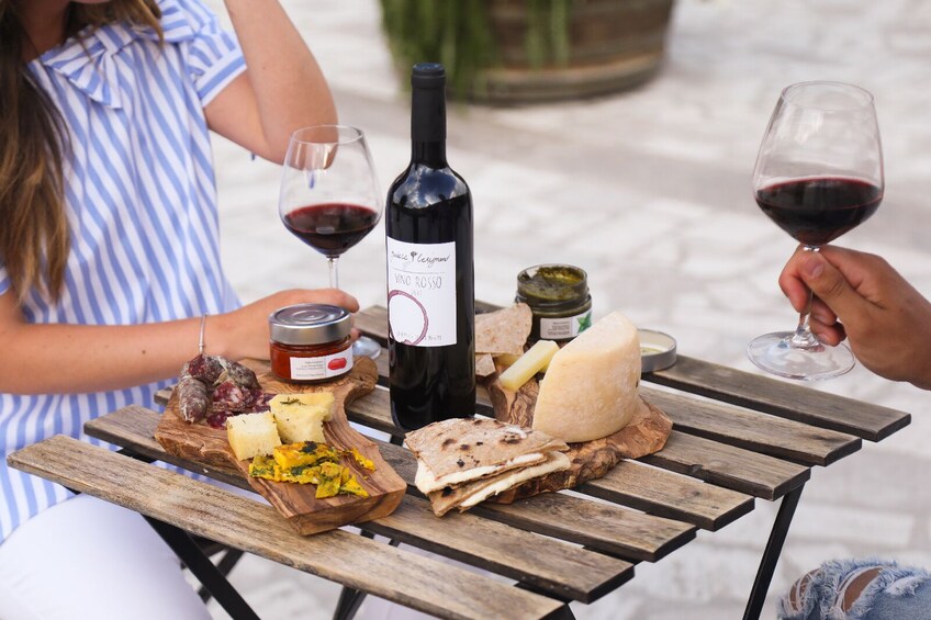 Hands-on cooking class at the farmohouse in San Marino