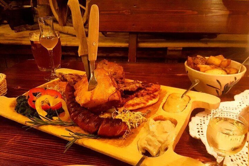 Warsaw: Private Traditional Polish Food Tour