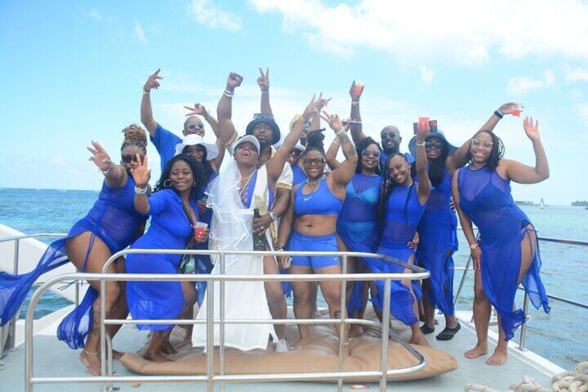 Private Catamaran tour; snorkling, slide, Open Bar, Coast Cruise