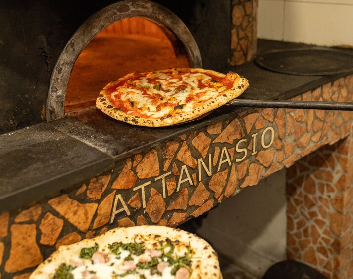 Naples Pizza Tour: Pizza, Pizza, Pizza!