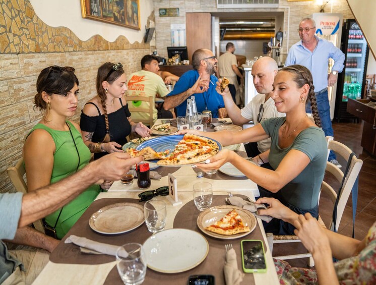 Naples Pizza Tour: Pizza, Pizza, Pizza!