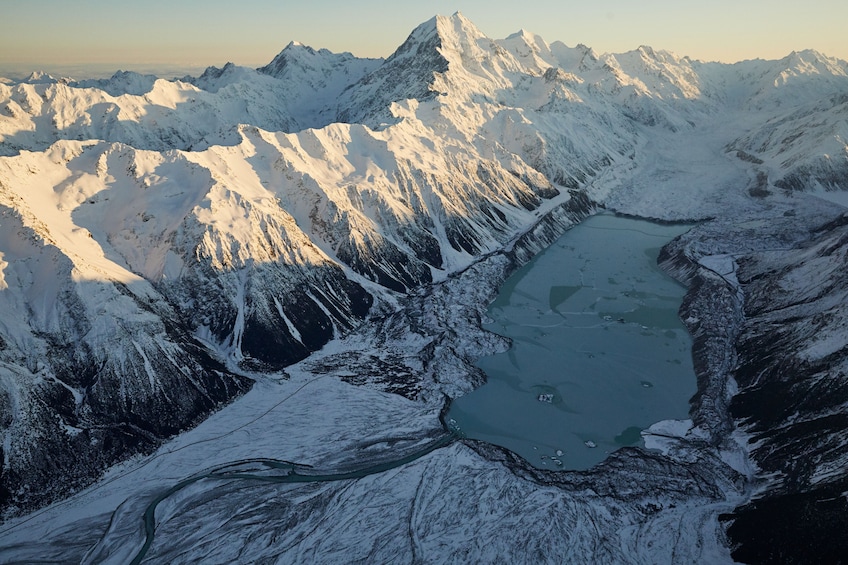 Mt Cook Fly Explore Fly 