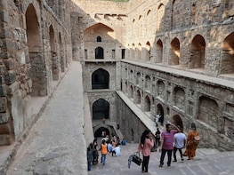 Delhi Stepwells Havelis and Local Bazzars