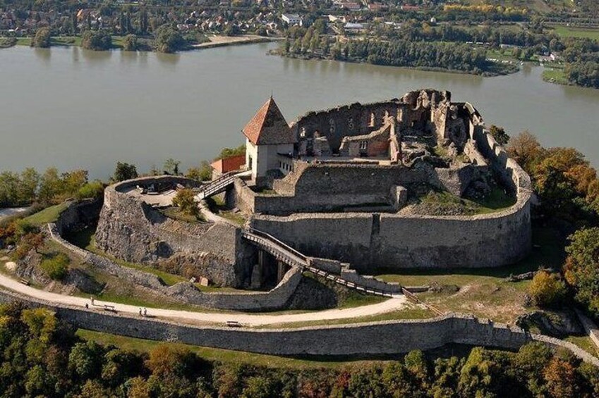 Private Full Day Trip from Budapest to Danube Bend