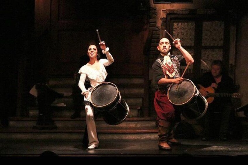 Aljibe Tango Earlier Show With Private Transfers From Port & Hotels Buenos Aires