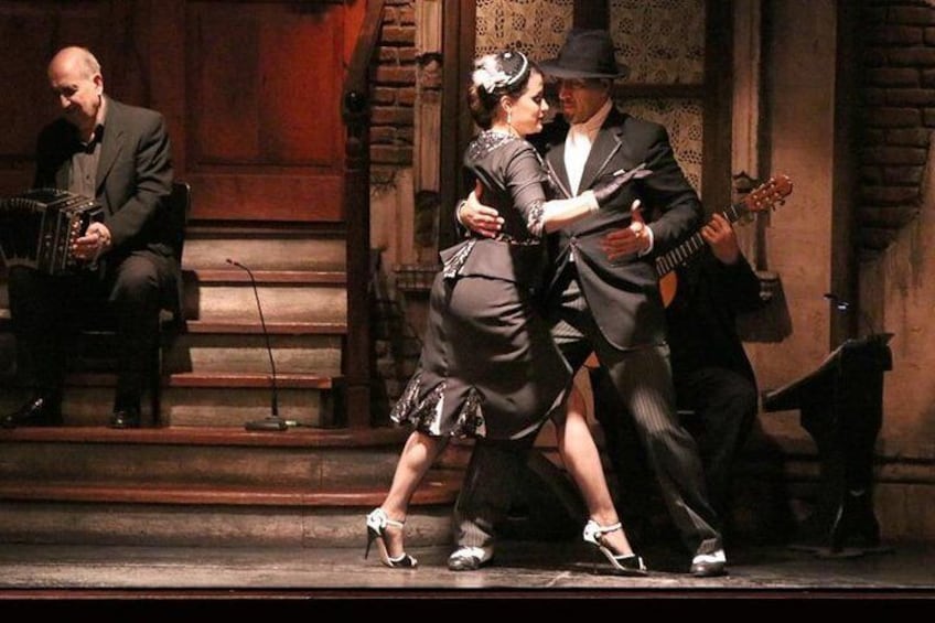 Aljibe Tango Earlier Show With Private Transfers From Port & Hotels Buenos Aires