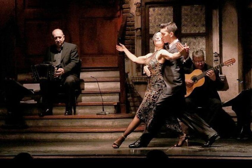 Aljibe Tango Earlier Show With Private Transfers From Port & Hotels Buenos Aires