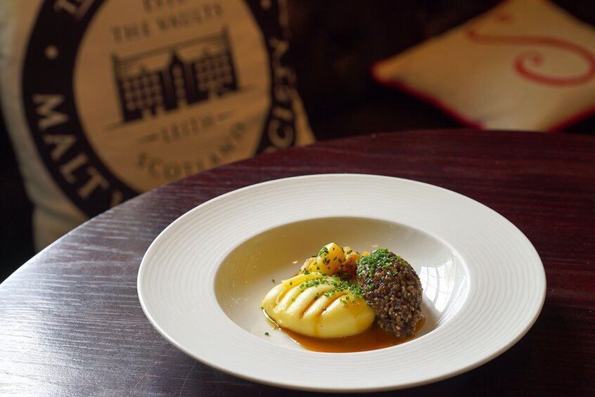 Show item 3 of 6. Eat walk Edinburgh (food walking tour)