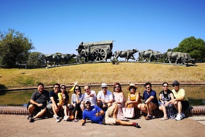 Découvrez Montevideo: Visite amusante en petit groupe pour les croisiériste...