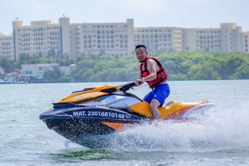 Jet Ski Cancun Rentals 30 Minute rental