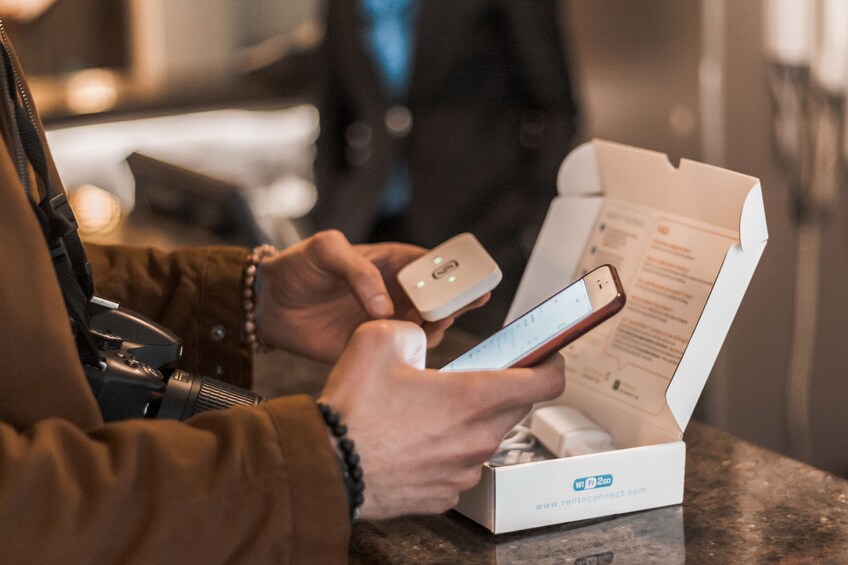 Paris: Unlimited 4G Internet in the EU with Pocket WiFi