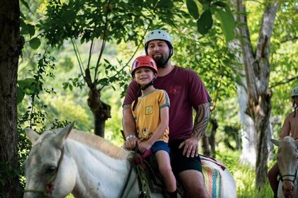 Cabalgata por la Selva + Experiencia de Chocolate