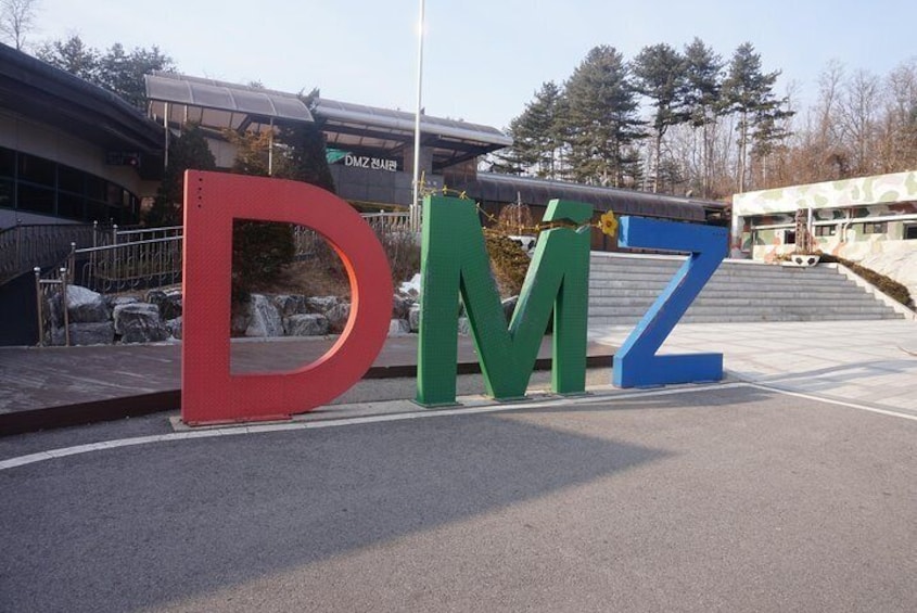 DMZ tour 