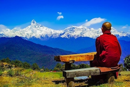 Cultural, wildlife and adventurous Nepal: Kathmandu, Pokhara and Chitwan To...