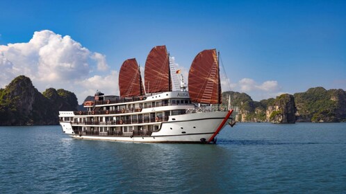 Luxury Halong cruise 3 days 2 nights