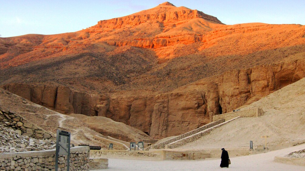 mountain view in luxor