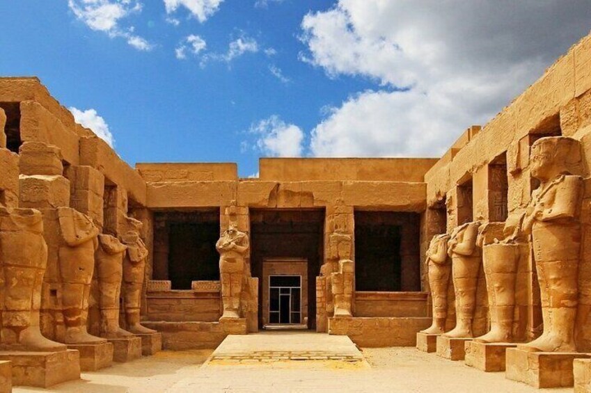 Private Tour: 7 Nights Pyramids & Nile Cruise +Flights from Cairo