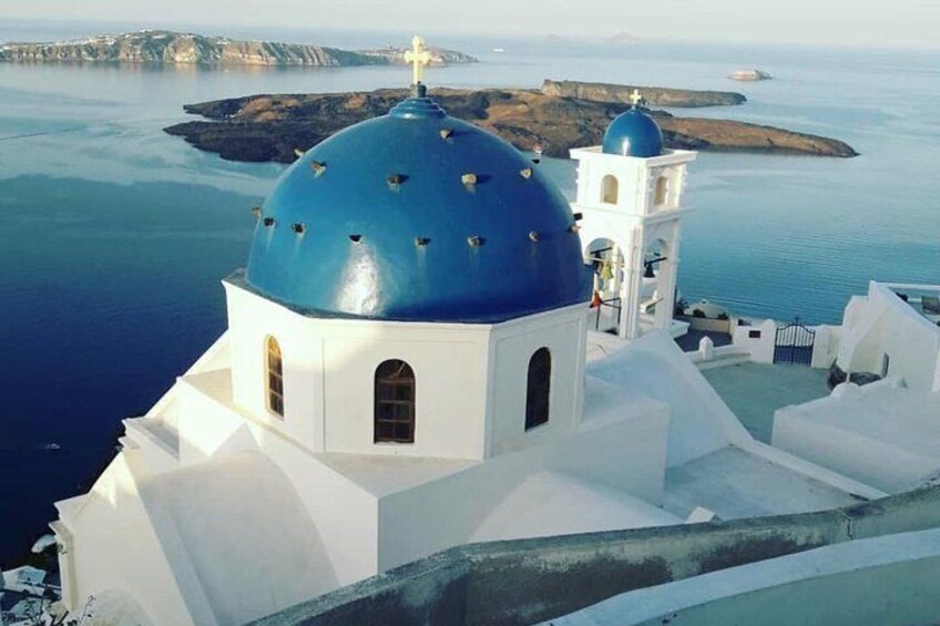 Private sightseeing tour in Santorini