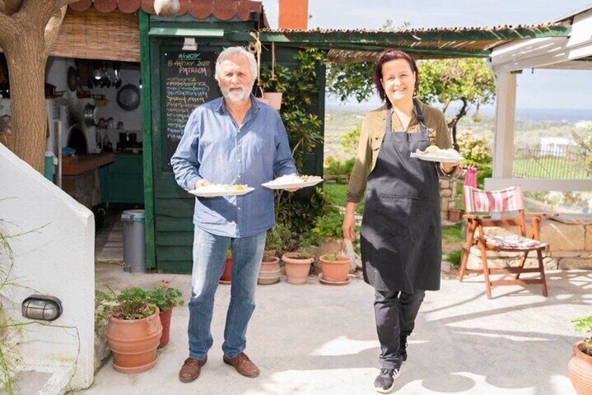 Cretan Cooking Class and Dinner: Evening in a Rethymno Home
