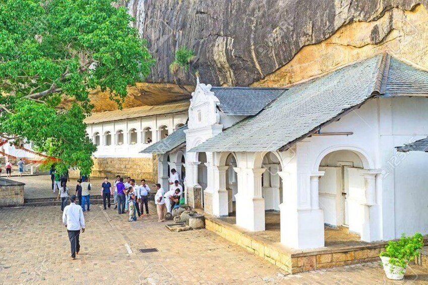 Dambulla Cave Temple