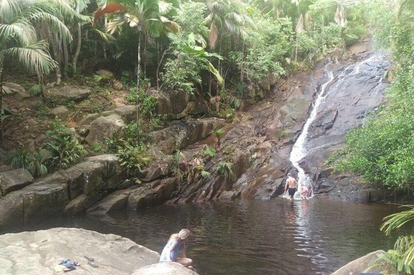 Natural waterfall at Port Glaud