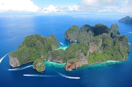 Îles Phi Phi en ferry avec plongée libre, déjeuner et transferts