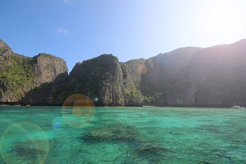 Koh Phi Phi Day Tour by Opal Travel Speedboat