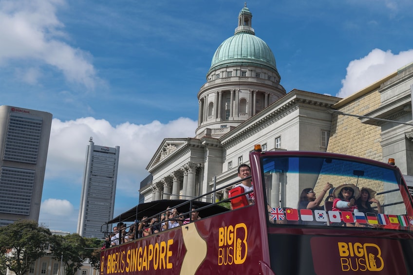 Singapore Hop-On Hop-Off Bus Tour
