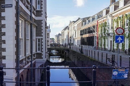 Slott, kanaler och gott folk: En självguidad ljudrundtur i Utrecht