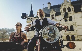 RETRO CLASSIC TOUR DEPARTURE FROM TOURS