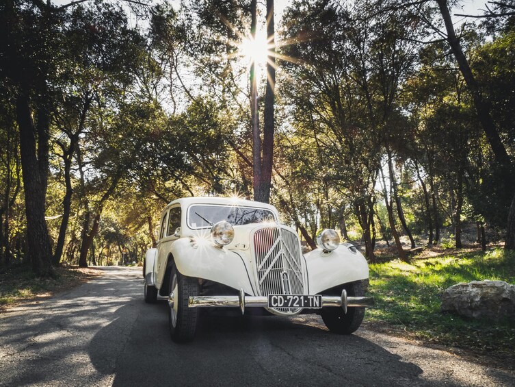 Half-day French Riviera Tour in vintage car : Perfurme