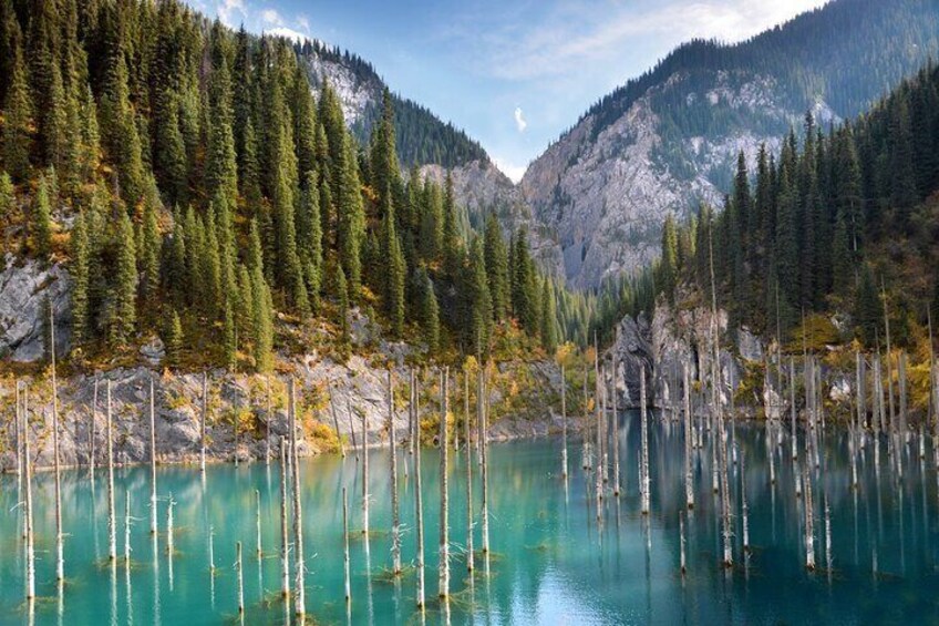 2 Days Tour: Charyn Canyon, Kaindy & Kolsay Lakes