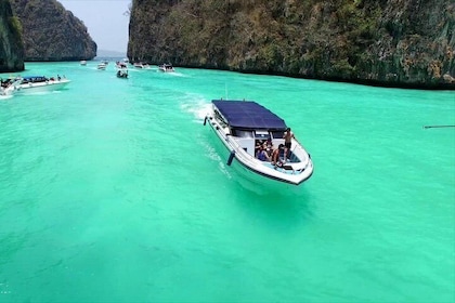 Private Speed Boat Snorkeling Trip (4 hrs.)