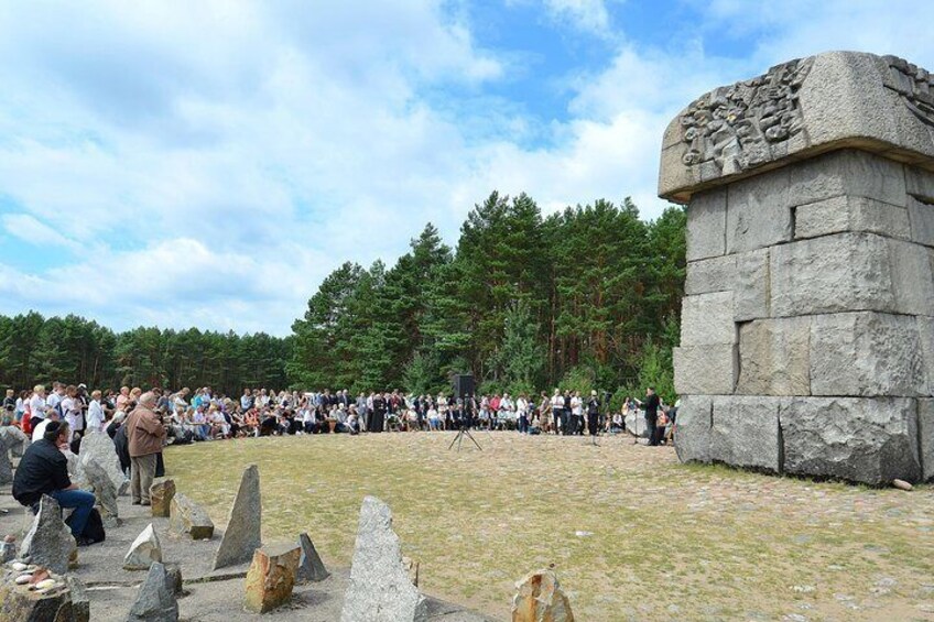 Warsaw: Treblinka Extermination Camp Private Guided Tour