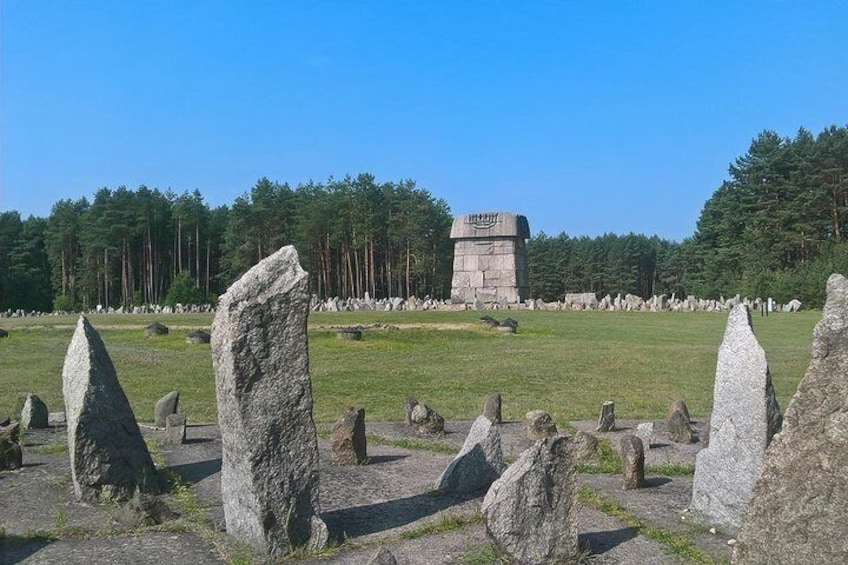 Warsaw: Treblinka Extermination Camp Private Guided Tour